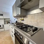 Kibilu - Via Imbonati Apartman *