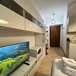Kibilu - Via Imbonati Apartman *