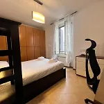 Kibilu - Via Imbonati Apartament